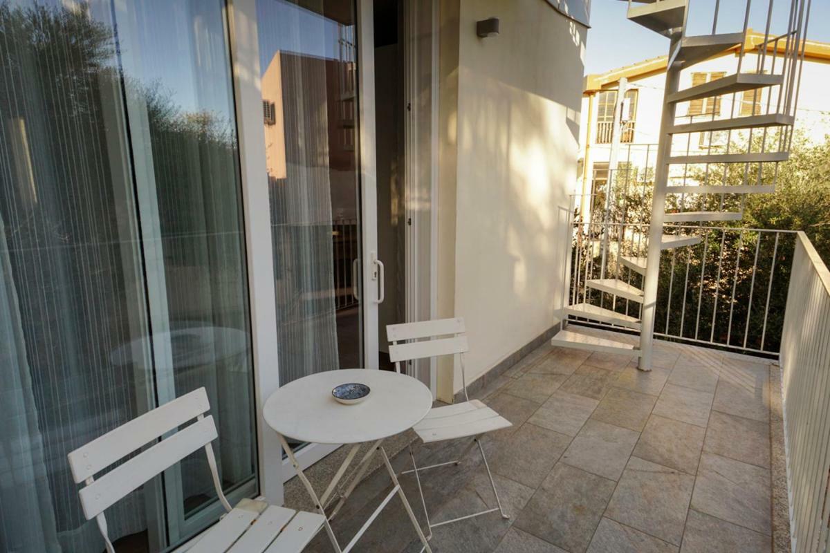 Ferienwohnung Casa Selvaggio Blu Santa Maria Navarrese Exterior foto